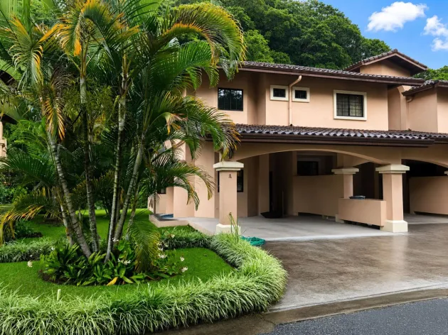 Spacious Furnished Ground Floor Apartment in Valle