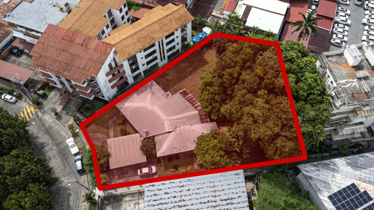 VENTA TERRENO CON CASA EN EL CARMEN DE 1,336.95M2