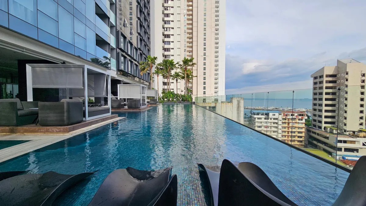 APT AMOBLADO EN NUOVO BY ARMANI - 104 M2