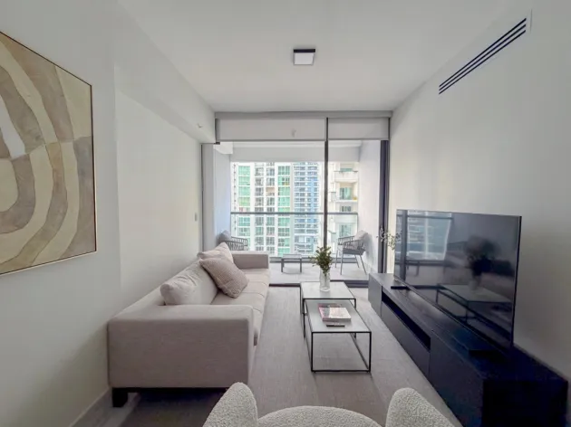 SPECTACULAR APARTMENT IN NUOVO BY ARMANI - 103 M2