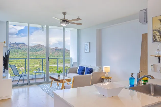 High-Floor Condo for Sale in Royal Palm, Gorgona