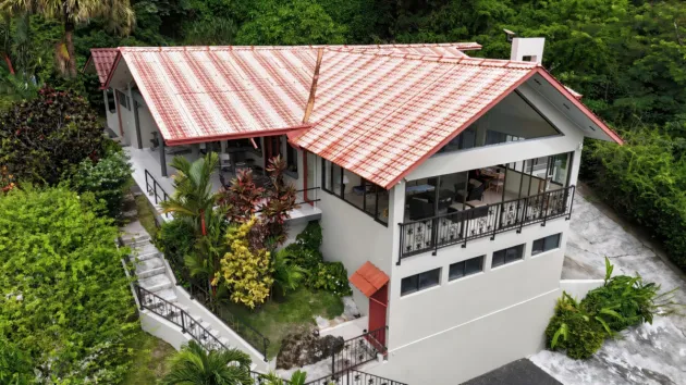 Mountain Home for Sale in Altos del Maria