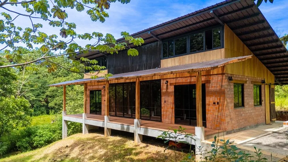 Brand-New Jungle Home for Sale in Torio