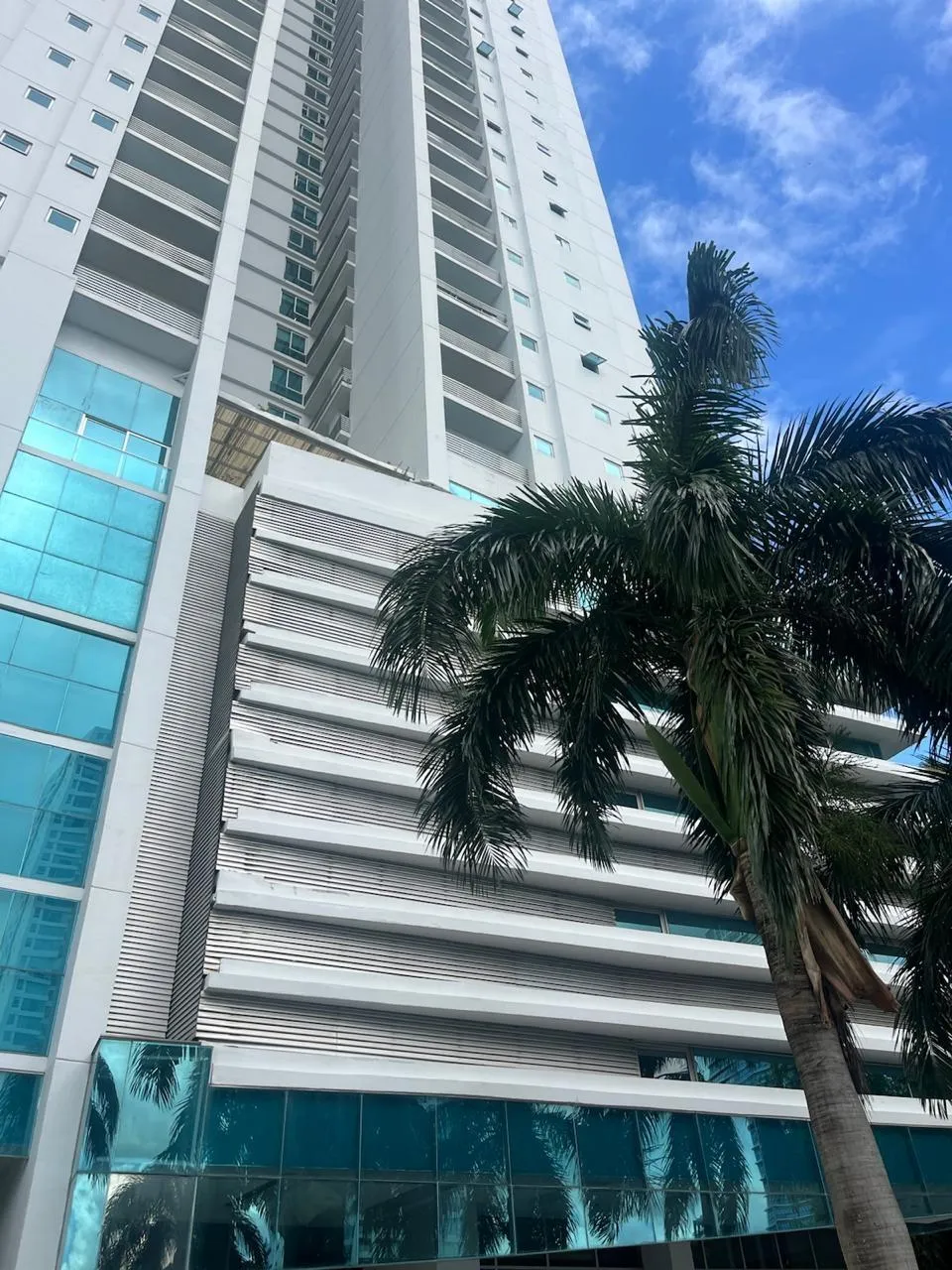 Bank sells Penthouse in Ph Titanium