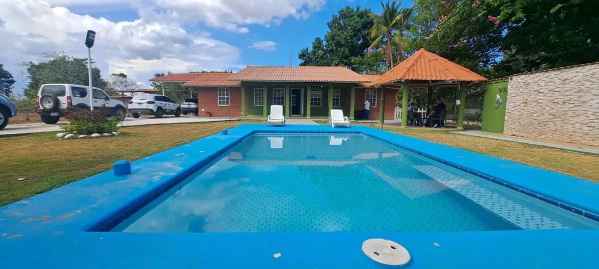 House with Pool Large Lot Nueva Gorgona Panama