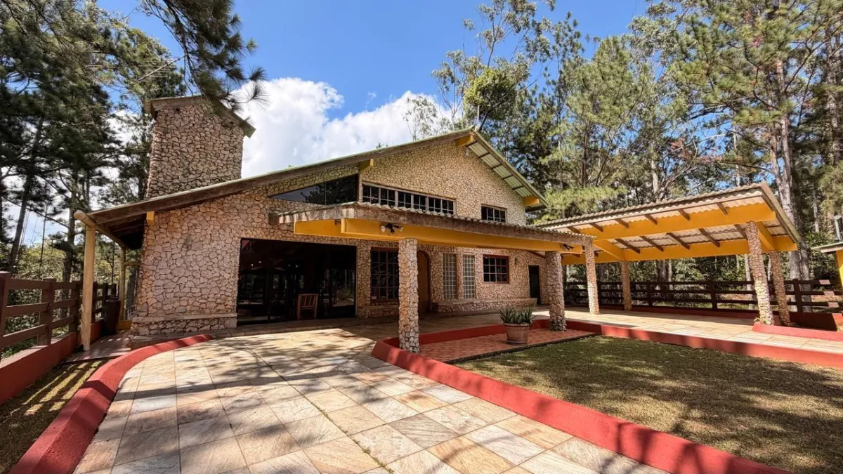 House for Sale in Altos de Cerro Azul